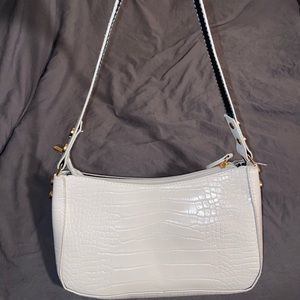White Shoulder Bag